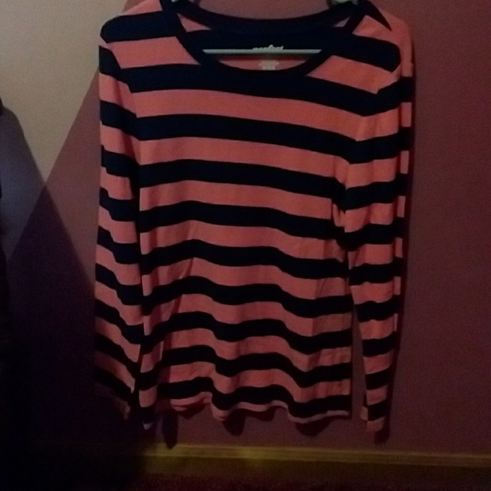 Old navy Long sleeved shirt